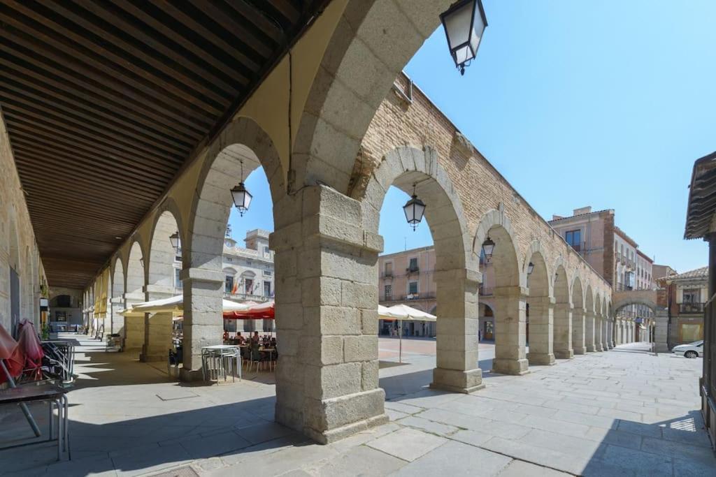 Apt - Plaza Mayor Of Avila - 1 Min Alcazar Exterior photo